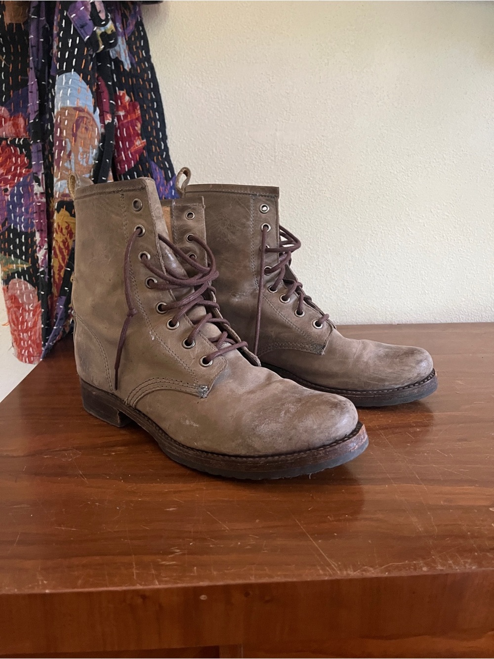 Women’s Frye Lace up boots